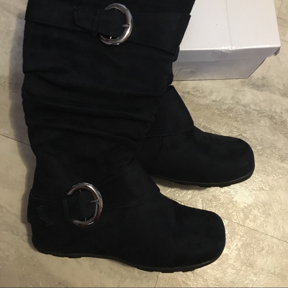 🌟 Used - Like New Wanted Boots 🌟